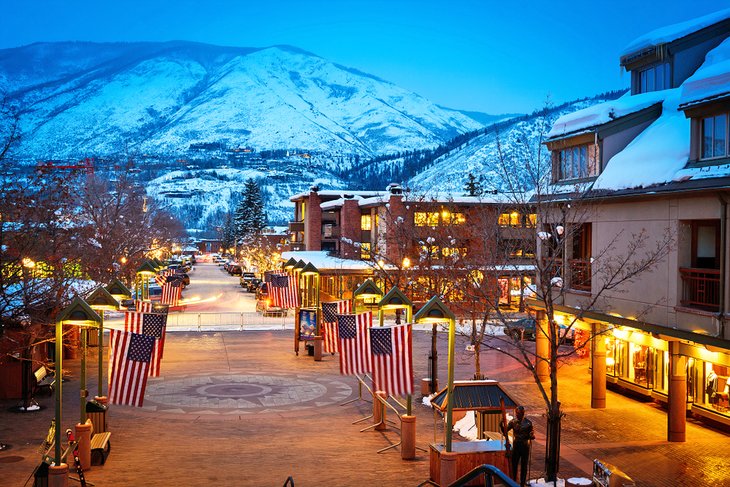 colorado-aspen-top-attractions-things-to-do-browse-downtown-aspen